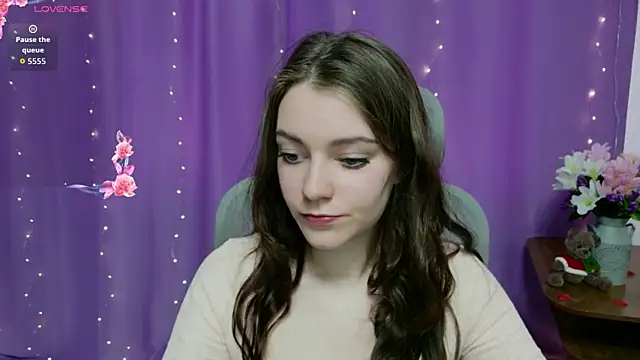 Lana  Cute  online show from 04.14.26