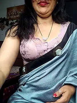Snapshot of sexy_bhabhi69 chatting on 11.23.25 sexy bhabhi69 online show from 11.23.25