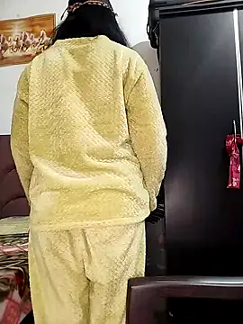 Snapshot of sexy_bhabhi69 chatting on 02.01.26 sexy bhabhi69 online show from 02.01.26