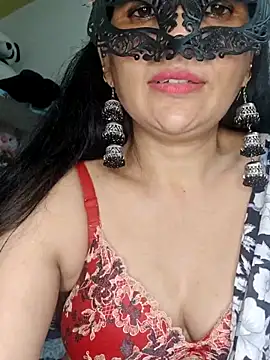 sexy bhabhi69 online show from 05.08.26