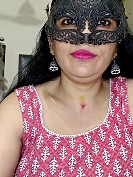 sexy bhabhi69 online show from 06.08.26
