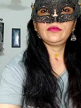 sexy bhabhi69 online show from 06.11.26