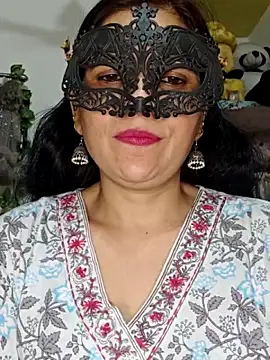 sexy bhabhi69 online show from 06.12.26