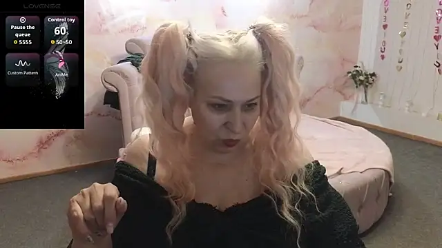 Penelope Pinky online show from 04.01.26