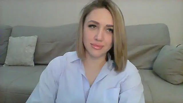 Snapshot of VickyLove047 chatting on 01.03.25 VickyLove047 online show from 01.03.25