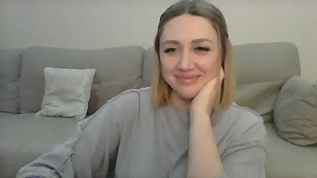 Snapshot of VickyLove047 chatting on 01.04.25 VickyLove047 online show from 01.04.25