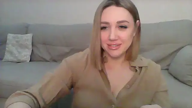 Snapshot of VickyLove047 chatting on 01.16.25 VickyLove047 online show from 01.16.25