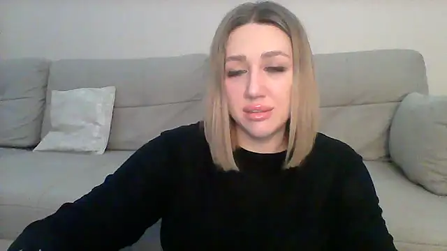 Snapshot of VickyLove047 chatting on 02.12.25 VickyLove047 online show from 02.12.25