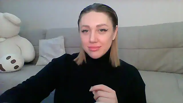 Snapshot of VickyLove047 chatting on 02.19.25 VickyLove047 online show from 02.19.25