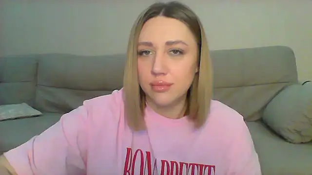 Snapshot of VickyLove047 chatting on 02.26.25 VickyLove047 online show from 02.26.25