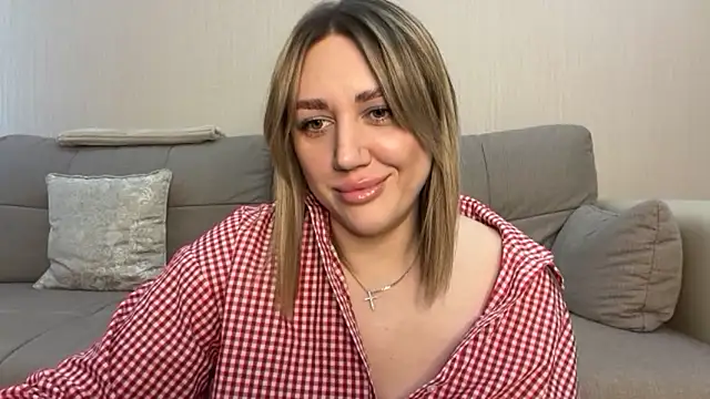 Snapshot of VickyLove047 chatting on 11.15.25 VickyLove047 online show from 11.15.25