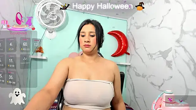 Snapshot of karime_sexygirl chatting on 11.02.25 karime sexygirl online show from 11.02.25