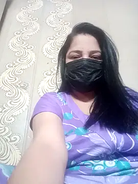 Snapshot of hornycoupleJandS chatting on 04.21.26 hornycoupleJandS online show from 04.21.26