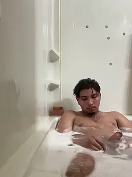 Snapshot of meximaloo1 chatting on 03.24.26 meximaloo1 online show from 03.24.26