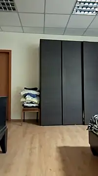 Snapshot of Romakappa1812 chatting on 01.06.25 Romakappa1812 online show from 01.06.25