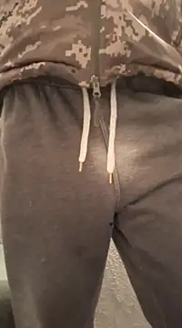 Snapshot of Romakappa1812 chatting on 02.16.25 Romakappa1812 online show from 02.16.25