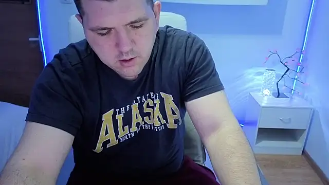 Snapshot of JasonJacks chatting on 04.16.26 JasonJacks online show from 04.16.26