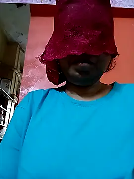 Snapshot of sunita-doll chatting on 03.18.26 sunita-doll online show from 03.18.26