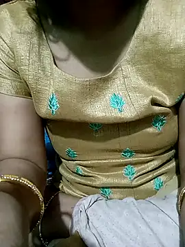 Snapshot of sunita-doll chatting on 04.07.26 sunita-doll online show from 04.07.26