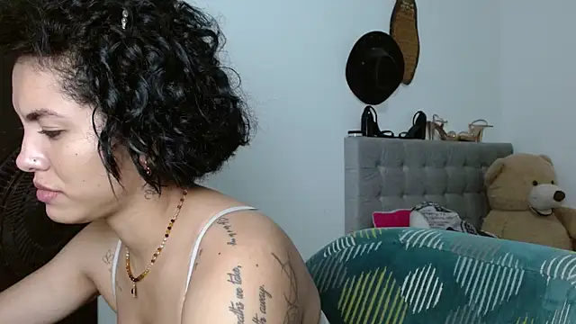 Sexy Lia  online show from 05.05.26