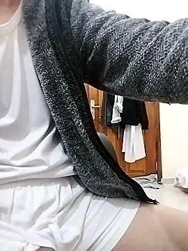 Snapshot of big_cock2182 chatting on 01.12.26 big cock2182 online show from 01.12.26