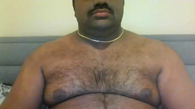 Snapshot of indianbearbot chatting on 01.16.25 indianbearbot online show from 01.16.25