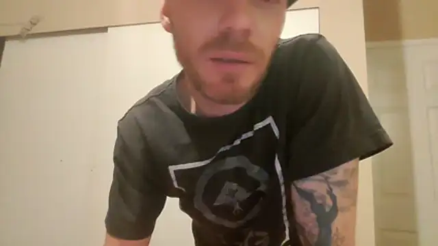 Snapshot of Huntzg23 chatting on 02.03.26 Huntzg23 online show from 02.03.26