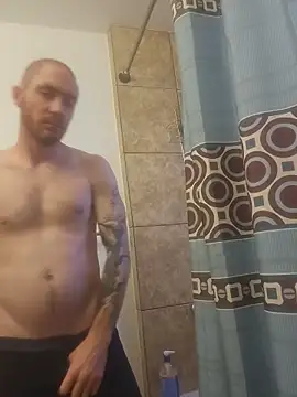 Snapshot of Huntzg23 chatting on 02.08.26 Huntzg23 online show from 02.08.26