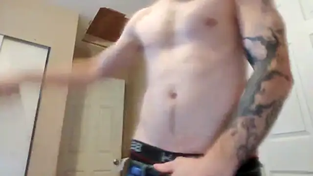 Snapshot of Huntzg23 chatting on 02.18.26 Huntzg23 online show from 02.18.26