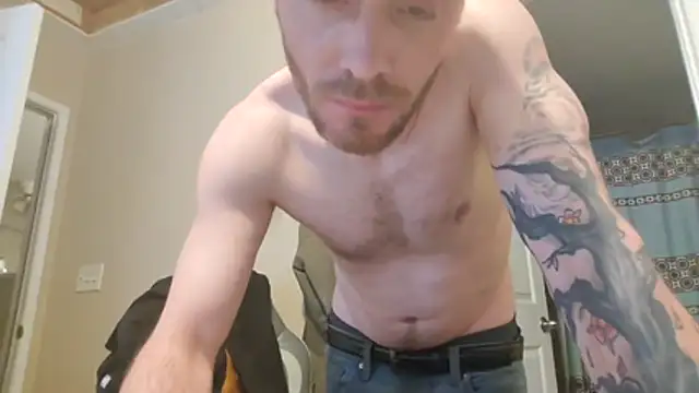 Snapshot of Huntzg23 chatting on 03.01.26 Huntzg23 online show from 03.01.26