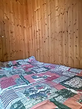 Snapshot of Eleni_Pappa chatting on 03.19.25 Eleni Pappa online show from 03.19.25