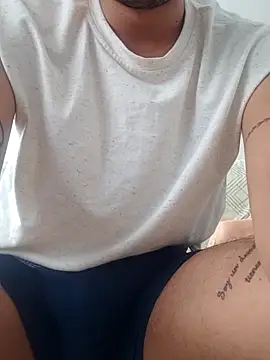 Snapshot of GamerQuinn chatting on 03.14.25 GamerQuinn online show from 03.14.25