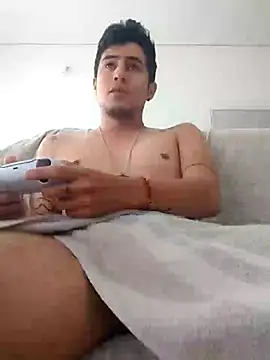 Snapshot of GamerQuinn chatting on 09.17.25 GamerQuinn online show from 09.17.25