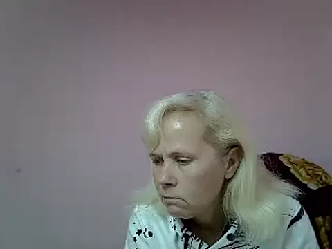 sakura blonde online show from 12.29.24