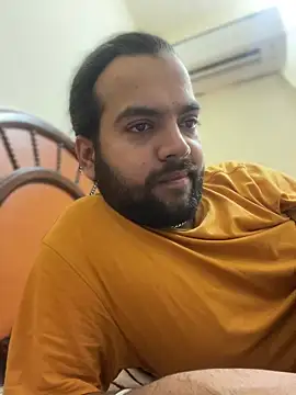 Arsh Loves Luv online show from 12.31.24