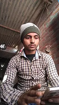 Snapshot of Suraj223kumar chatting on 12.05.25 Suraj223kumar online show from 12.05.25