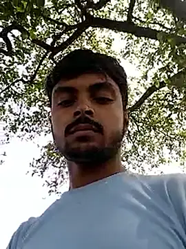Snapshot of Suraj223kumar chatting on 03.16.26 Suraj223kumar online show from 03.16.26