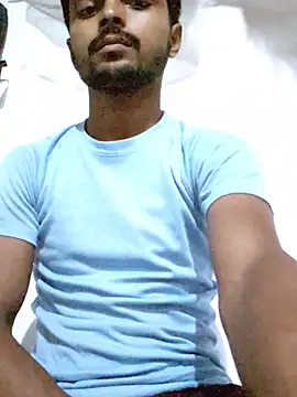 Snapshot of Suraj223kumar chatting on 07.21.26 Suraj223kumar online show from 07.21.26
