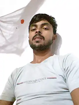 Snapshot of Suraj223kumar chatting on 07.25.26 Suraj223kumar online show from 07.25.26