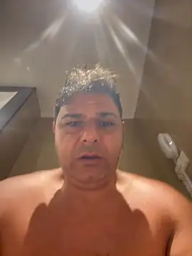 SecretlyDD online show from 03.05.25