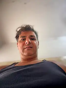 SecretlyDD online show from 10.11.25