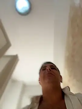 SecretlyDD online show from 11.12.25