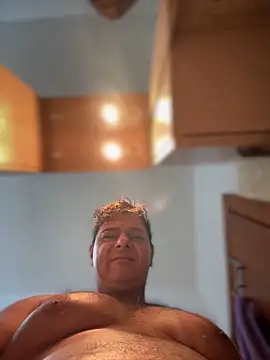 SecretlyDD online show from 11.15.25