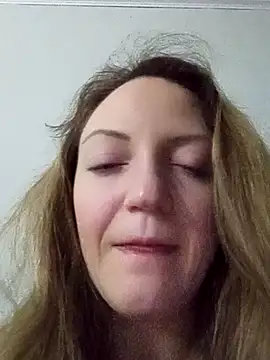 KattyLuuu online show from 03.14.26