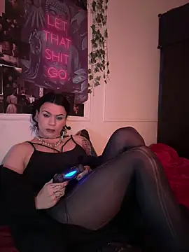 Snapshot of Linwy69 chatting on 01.08.25 Linwy69 online show from 01.08.25