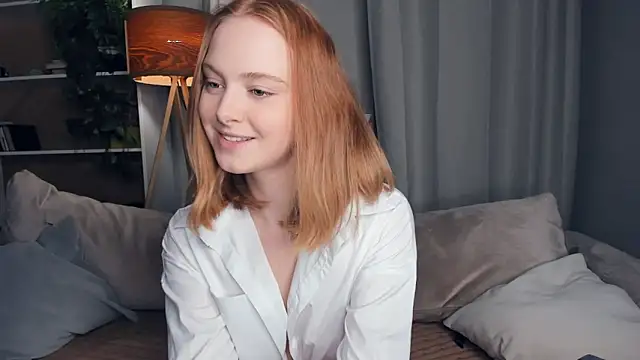 Snapshot of HarrmonSarah chatting on 12.24.24 HarrmonSarah online show from 12.24.24