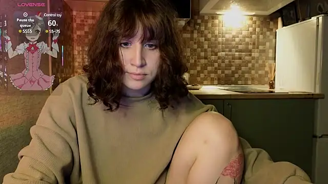 Snapshot of whatamarrie chatting on 02.28.25 whatamarrie online show from 02.28.25