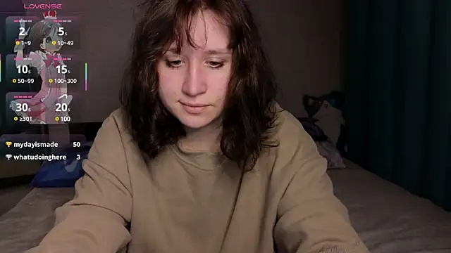 Snapshot of whatamarrie chatting on 03.08.25 whatamarrie online show from 03.08.25