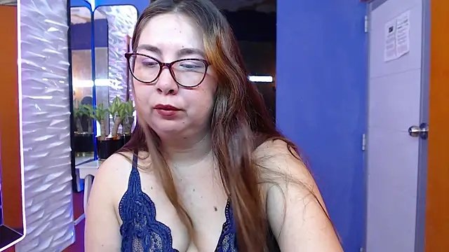 chloe prg online show from 02.21.25