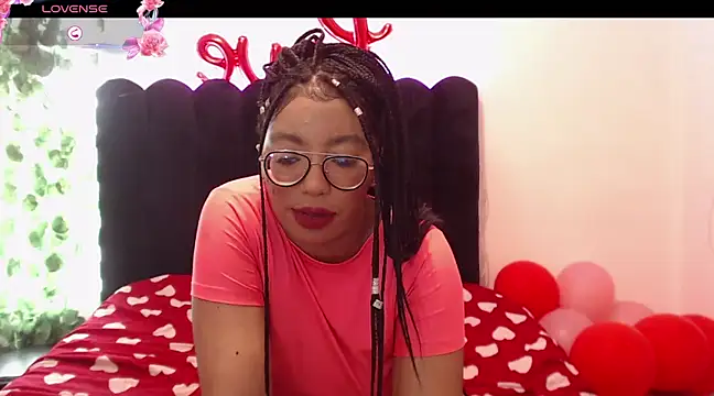 AmyBriiggs online show from 02.16.25